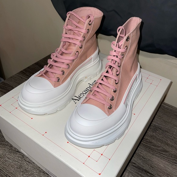 スニーカー Alexander Mcqueen Pastel pink leather Tread Slick sneakers Alexander McQueen | Shoes | Alexander Mcqueen Boots Size